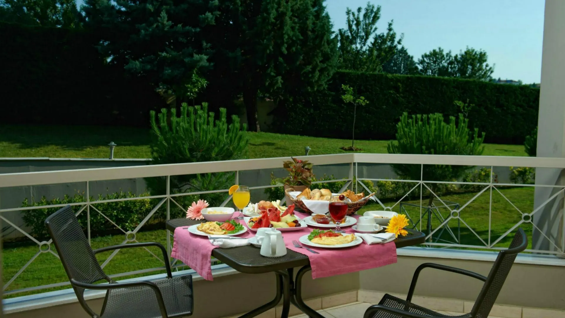 Peraía Royal Hotel Thessaloniki